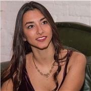Studentessa di medicina offre lezioni agli studenti di qualsiasi fascia; ho iniziato a fare lezioni 6 anni fa!